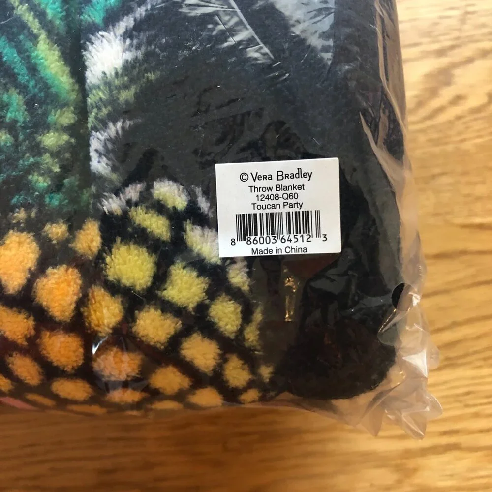 Vera Bradley Toucan Party Throw Blanket Pineapple Print Soft Cozy 80